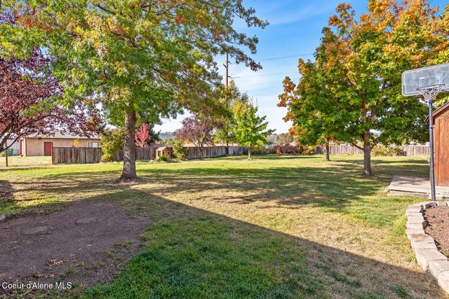8111 E Knox Ave, Spokane Valley, WA 99212