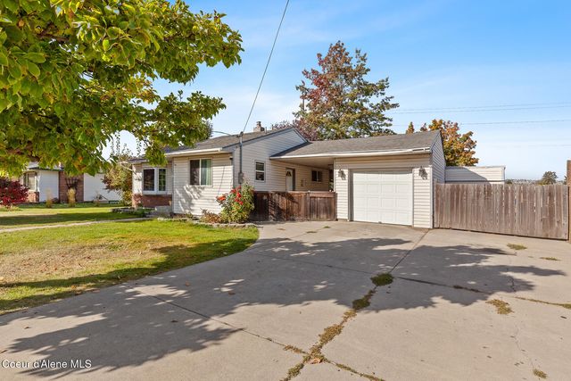 8111 E Knox Ave, Spokane Valley, WA 99212