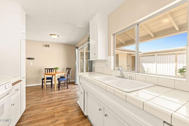 11 W Fiesta Green, Port Hueneme, CA 93041