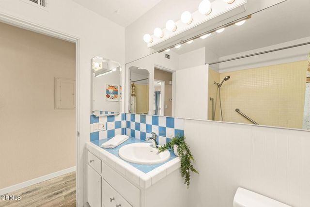 11 W Fiesta Green, Port Hueneme, CA 93041