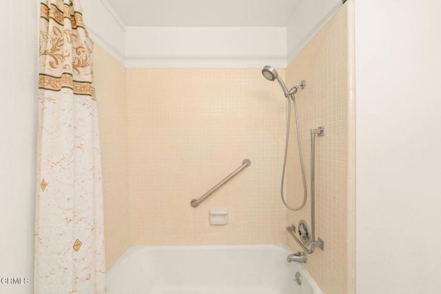11 W Fiesta Green, Port Hueneme, CA 93041