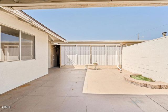 11 W Fiesta Green, Port Hueneme, CA 93041