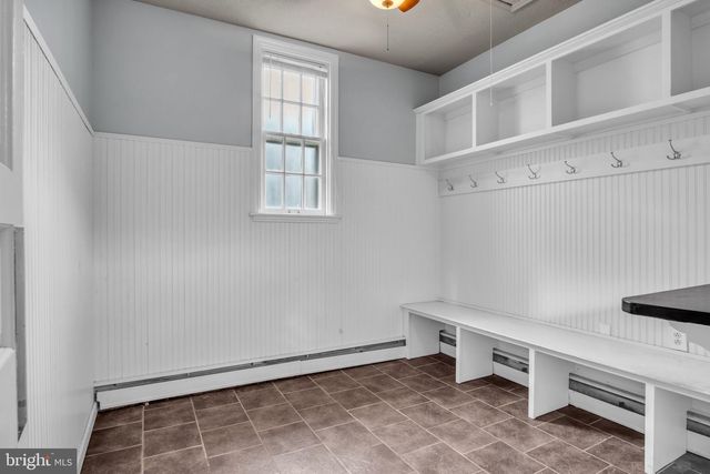 250 MOORELAND AVE, Carlisle, PA 17013