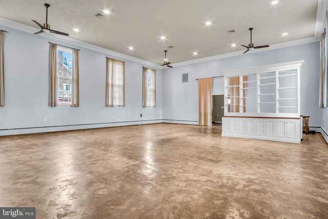 250 MOORELAND AVE, Carlisle, PA 17013