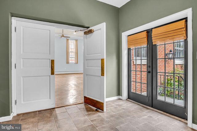 250 MOORELAND AVE, Carlisle, PA 17013