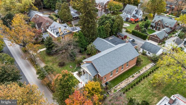 250 MOORELAND AVE, Carlisle, PA 17013