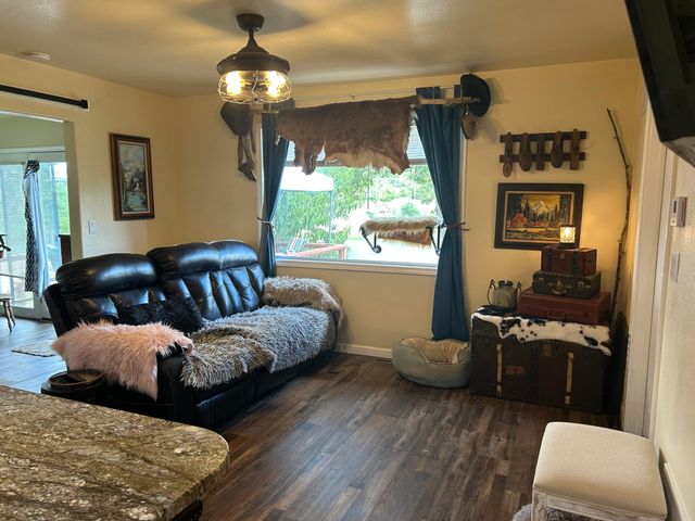 107 Us 63, Mammoth Spring, AR 72554