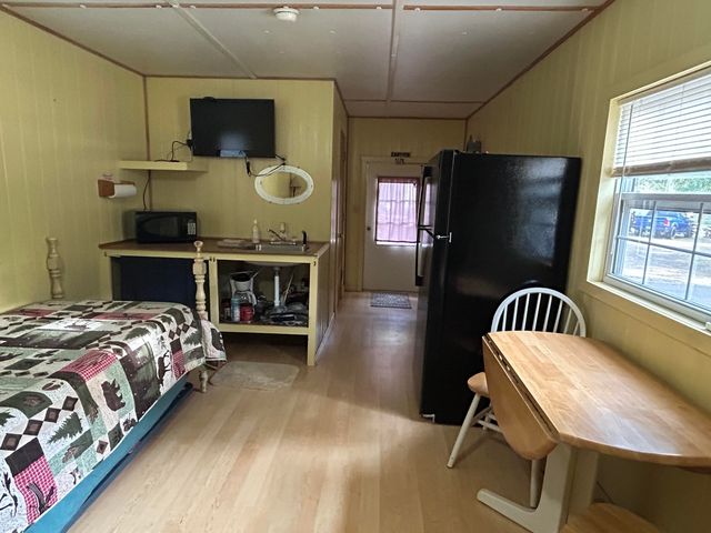 107 Us 63, Mammoth Spring, AR 72554