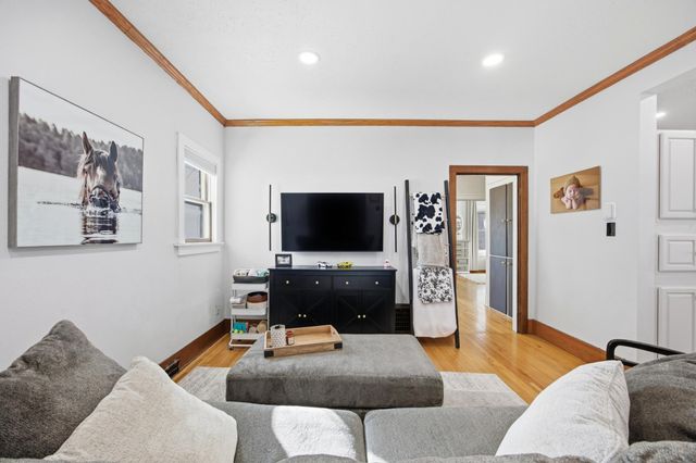 719 15th Street S, Fargo, ND 58103