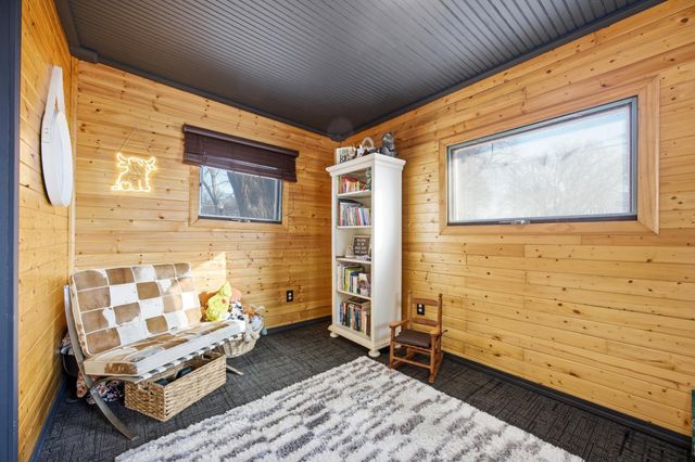 719 15th Street S, Fargo, ND 58103