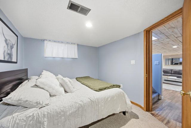 719 15th Street S, Fargo, ND 58103