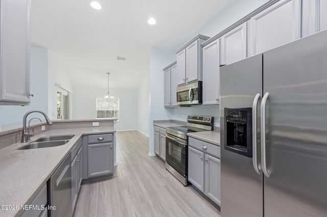 97646 BLUFF VIEW Circle, Yulee, FL 32097