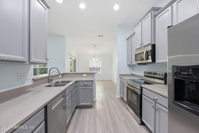 97646 BLUFF VIEW Circle, Yulee, FL 32097