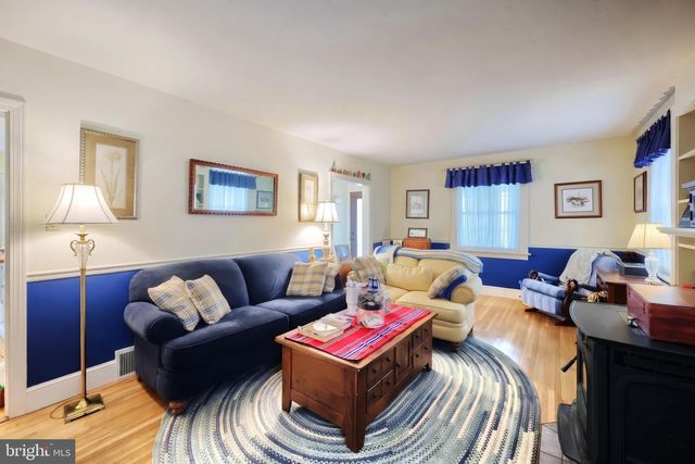 272 FREDERICK ST, Hanover, PA 17331