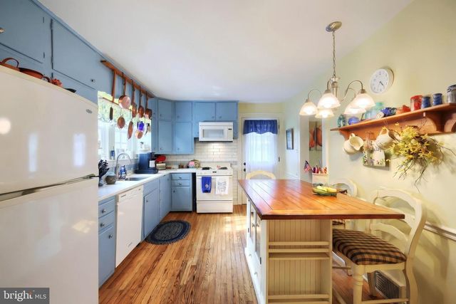 272 FREDERICK ST, Hanover, PA 17331