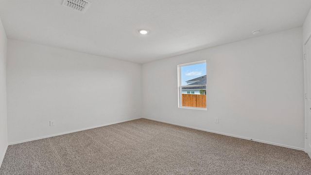 398 Ebbsfleet DR, Uhland, TX 78640