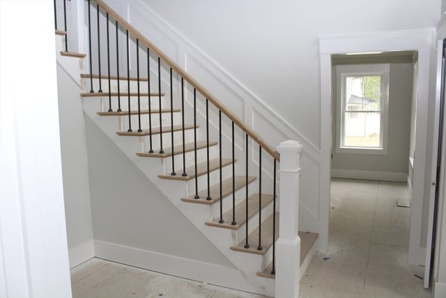 30 Mendon St, Upton, MA 01568