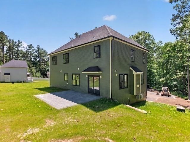 30 Mendon St, Upton, MA 01568