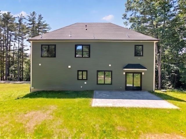 30 Mendon St, Upton, MA 01568