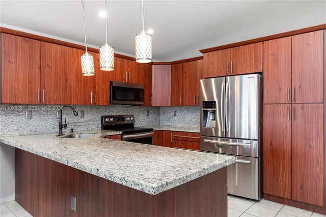 14358 SW 168th St, Miami, FL 33177