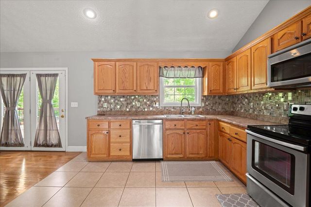 70 Kendrah Lane, Corbin, KY 40701