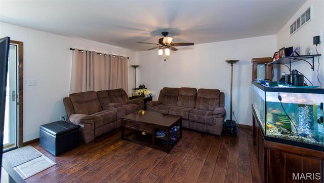 1420 Sandpiper Drive, St Clair, MO 63077