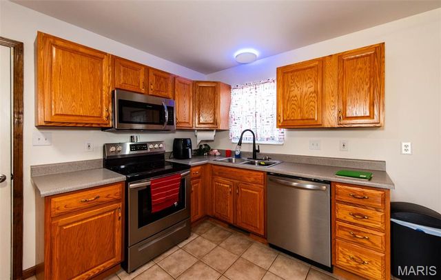 1420 Sandpiper Drive, St Clair, MO 63077