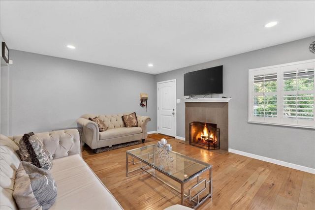 6342 Larry Way, North Highlands, CA 95660