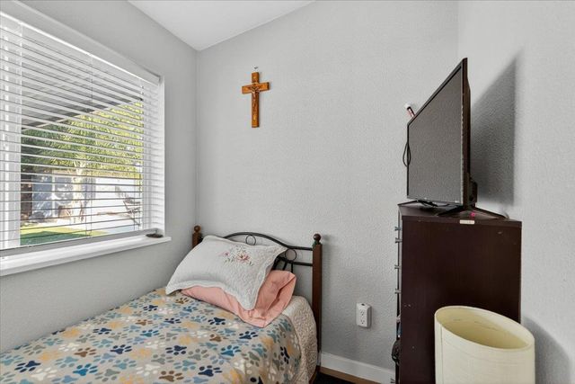 6342 Larry Way, North Highlands, CA 95660