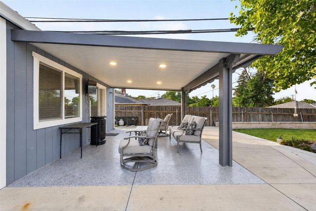 6342 Larry Way, North Highlands, CA 95660