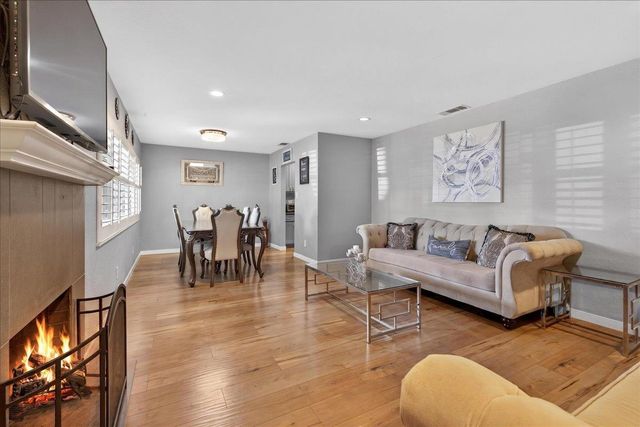 6342 Larry Way, North Highlands, CA 95660