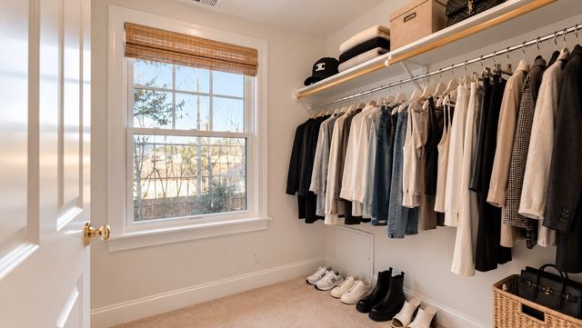 121 Centre St 203, Brookline, MA 02446