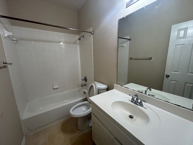 10228 Ashburn Drive, Mckinney, TX 75072