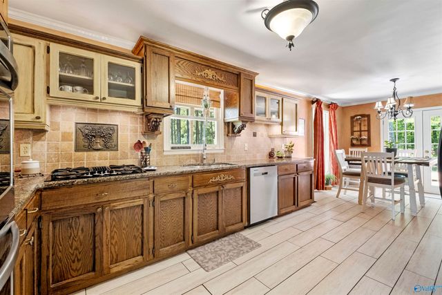 262 Karaway Hills, Gadsden, AL 35901