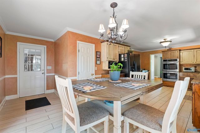 262 Karaway Hills, Gadsden, AL 35901