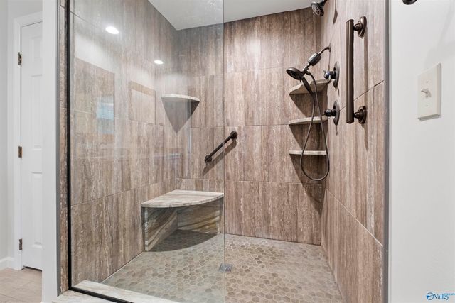 262 Karaway Hills, Gadsden, AL 35901