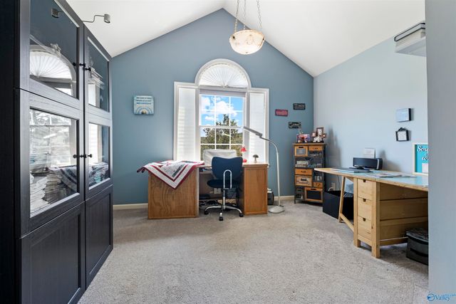 262 Karaway Hills, Gadsden, AL 35901