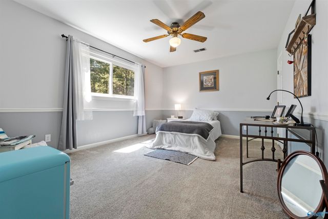 262 Karaway Hills, Gadsden, AL 35901