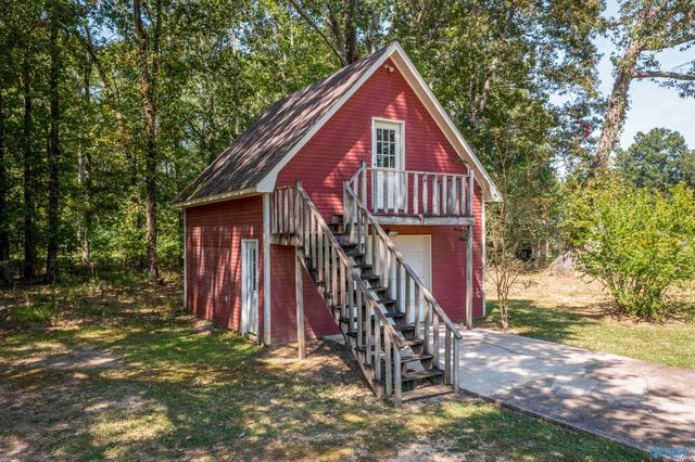 262 Karaway Hills, Gadsden, AL 35901