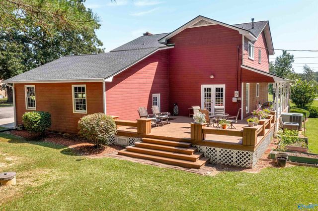 262 Karaway Hills, Gadsden, AL 35901