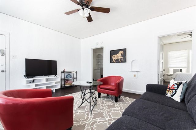 320 W Canty Street 4, Dallas, TX 75208