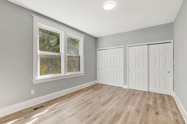 919 Sunset Avenue, Cincinnati, OH 45205