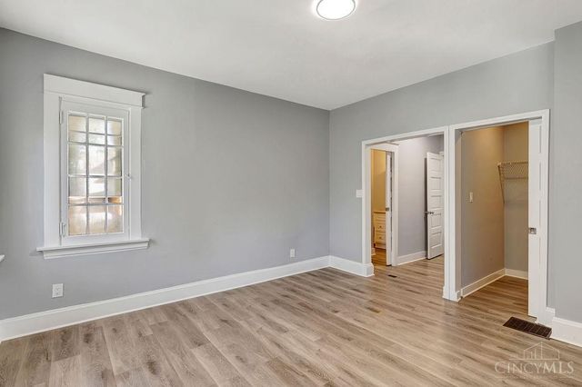 919 Sunset Avenue, Cincinnati, OH 45205