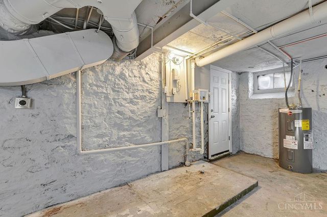 919 Sunset Avenue, Cincinnati, OH 45205