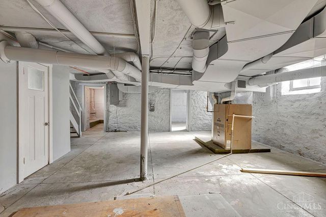 919 Sunset Avenue, Cincinnati, OH 45205