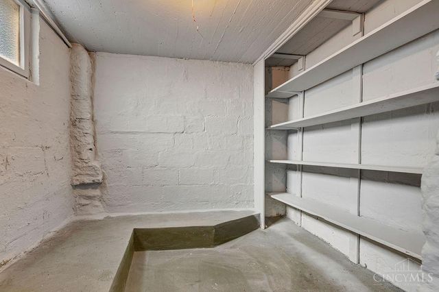 919 Sunset Avenue, Cincinnati, OH 45205