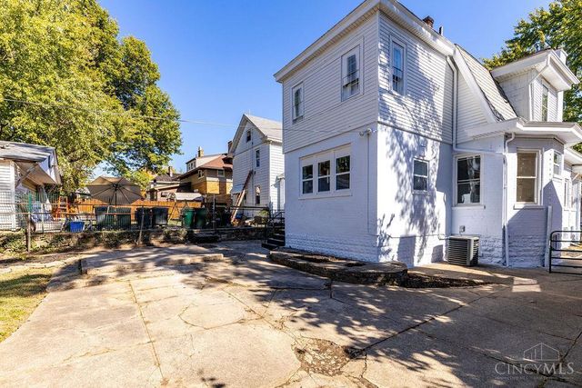 919 Sunset Avenue, Cincinnati, OH 45205