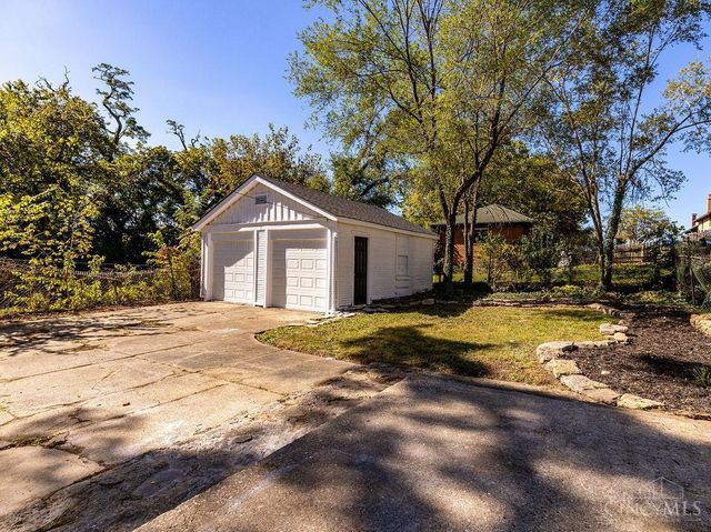 919 Sunset Avenue, Cincinnati, OH 45205