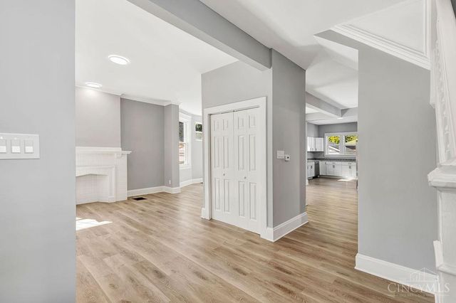 919 Sunset Avenue, Cincinnati, OH 45205