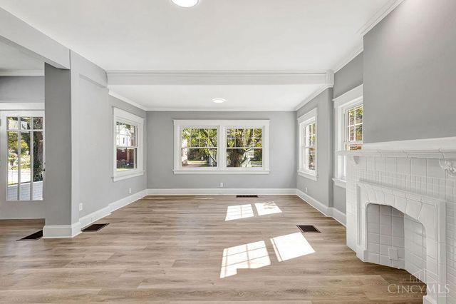 919 Sunset Avenue, Cincinnati, OH 45205